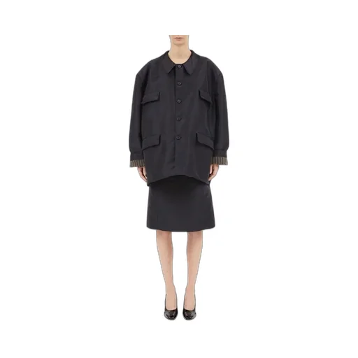 Long-Sleeved Buttoned Jacket