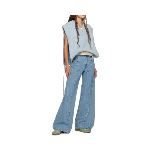 V-Neck Ribbed Knitted Vest