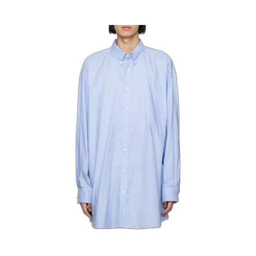 Buttoned Long-Sleeved Shirt