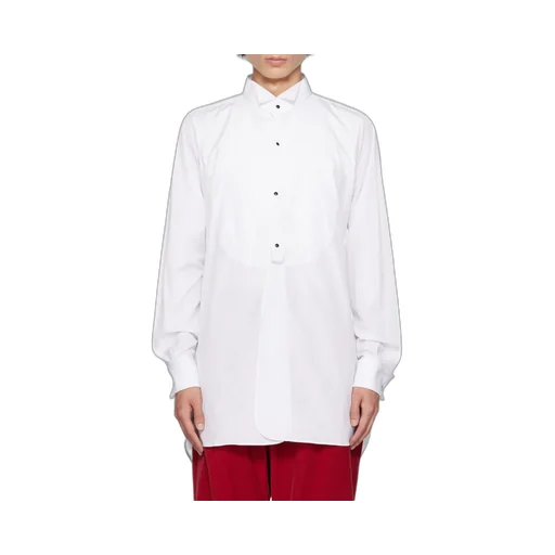 Long-Sleeved Buttoned Shirt
