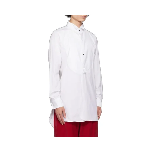Long-Sleeved Buttoned Shirt