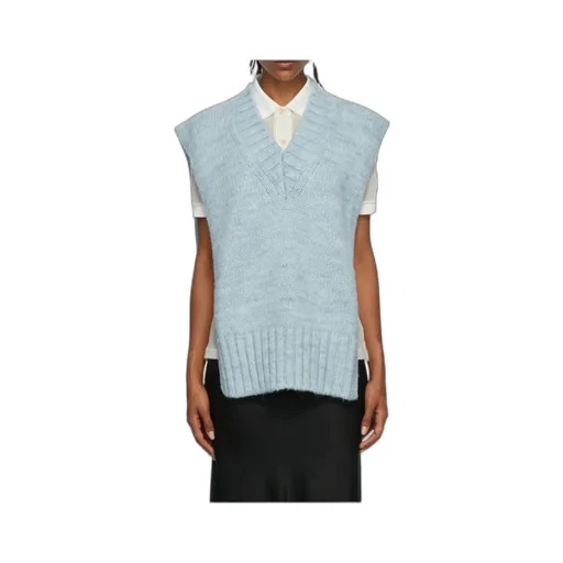 V-Neck Ribbed Knitted Vest