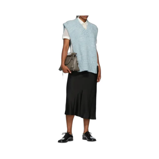 V-Neck Ribbed Knitted Vest