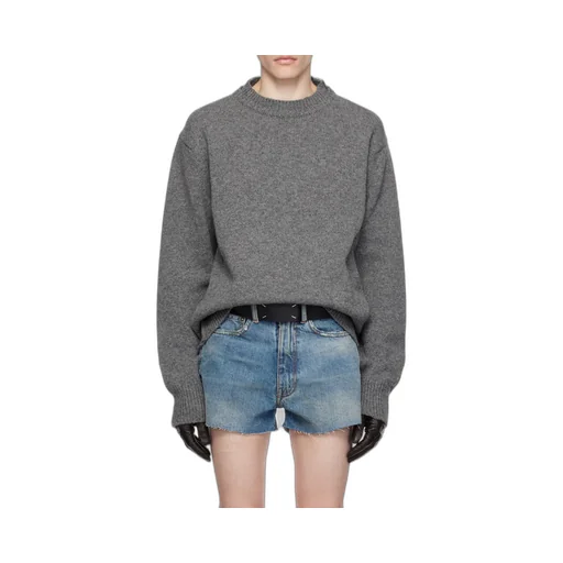Classic Crewneck Jumper