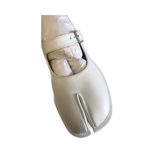 Tabi Leather Mary Jane Shoes