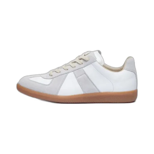 Low-Cut Moral Training Sneakers