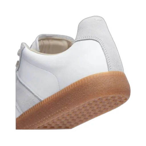 Low-Cut Moral Training Sneakers