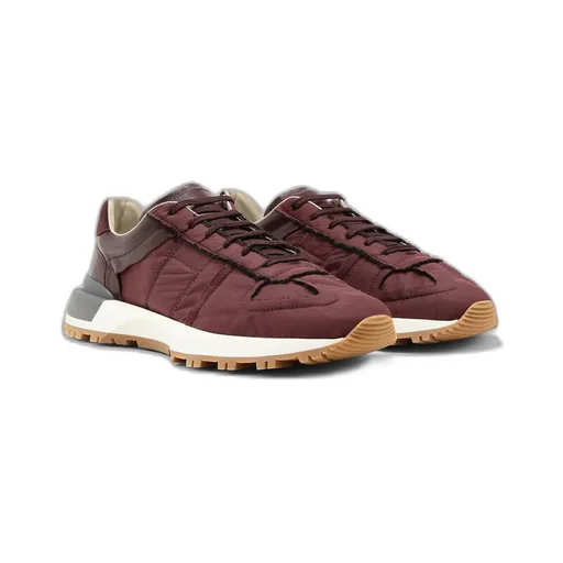Runner Evolution Low-Top Sneakers