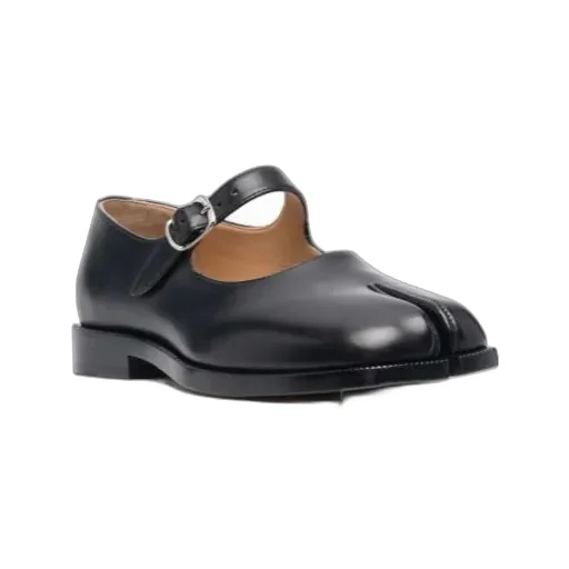 Tabi Toe Flat Shoes