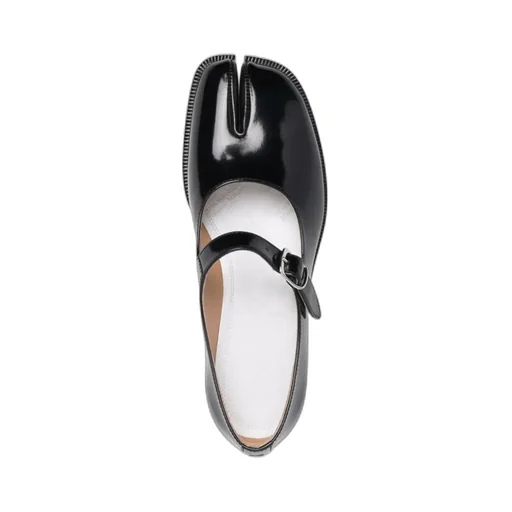 Tabi Toe Flat Shoes