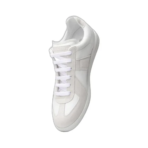 Logo Patch Low-Top Sneakers