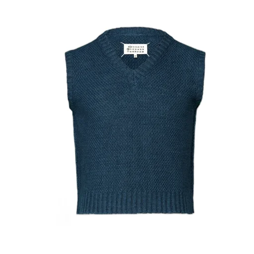 Chunky-Knitted V-Neck Vest