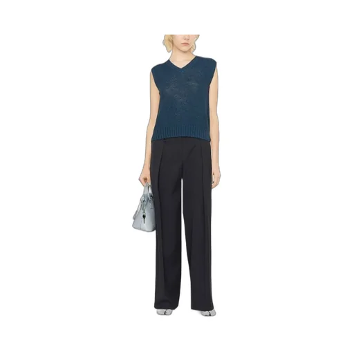 Chunky-Knitted V-Neck Vest
