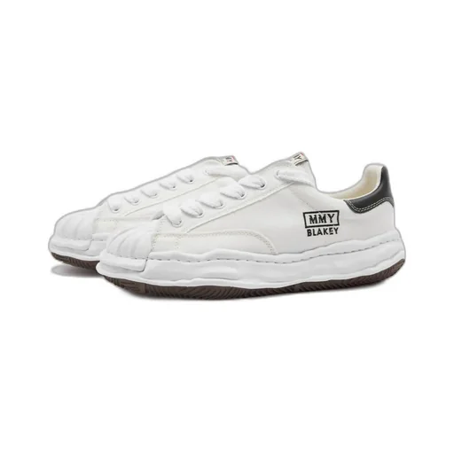 Low-Cut Casual Sneakers