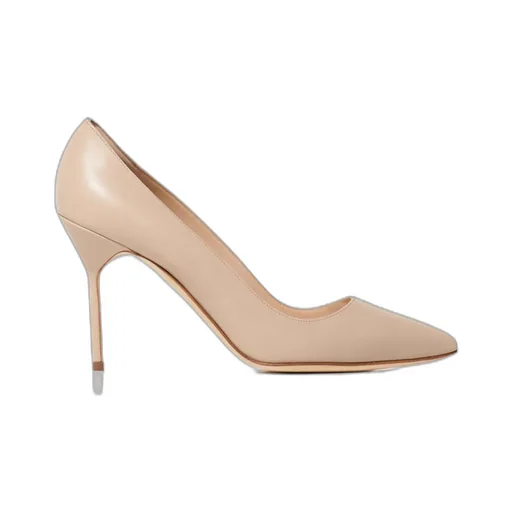 Pointed Pumps