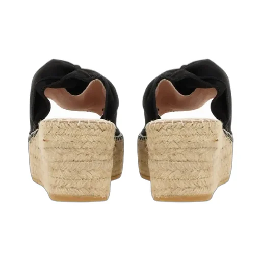 Knot Detail Flat Shoes