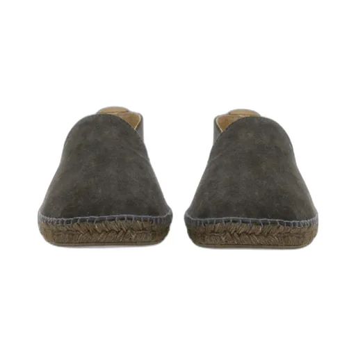 Classic Espadrille Design