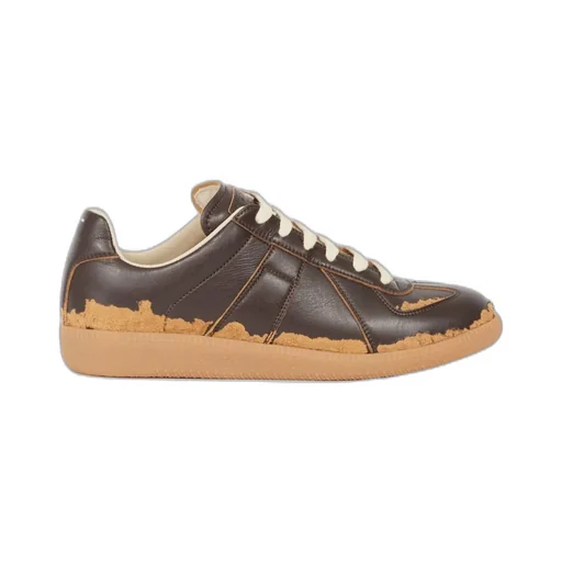 Replica Round Toe Sneakers