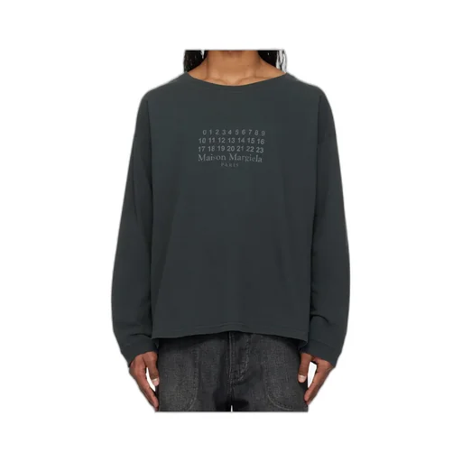 T-Shirt / Washed Black