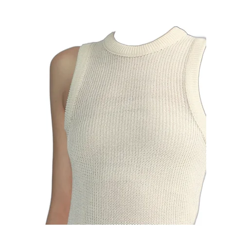 Sleeveless Knitted Vest With Round Neck
