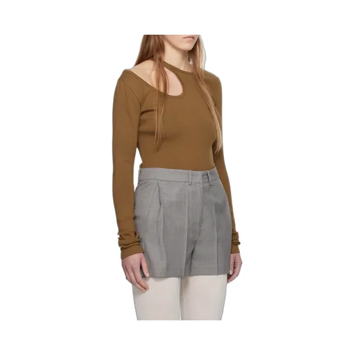 Long-Sleeved T-Shirt