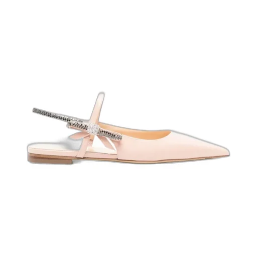 Bow-Detailing Pumps