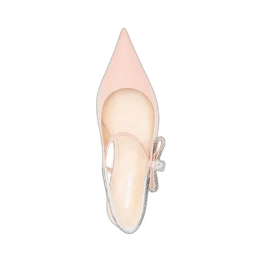 Bow-Detailing Pumps