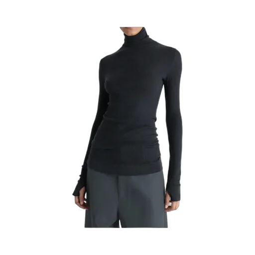 Seamless Sleeves High Neck Top