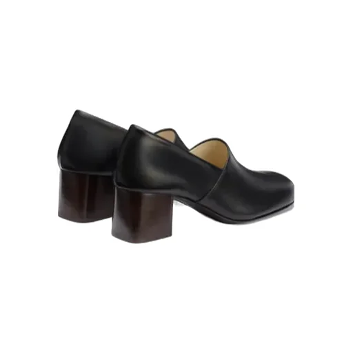 Anatomic High Heels