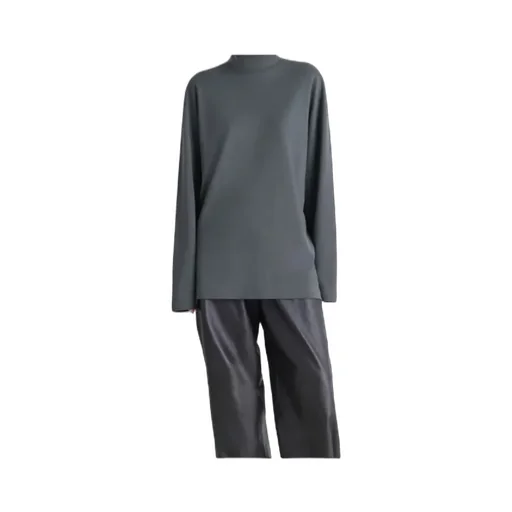 High-Neck Long-Sleeved T-Shirt
