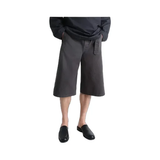 Twisted Below-Knee Length Shorts