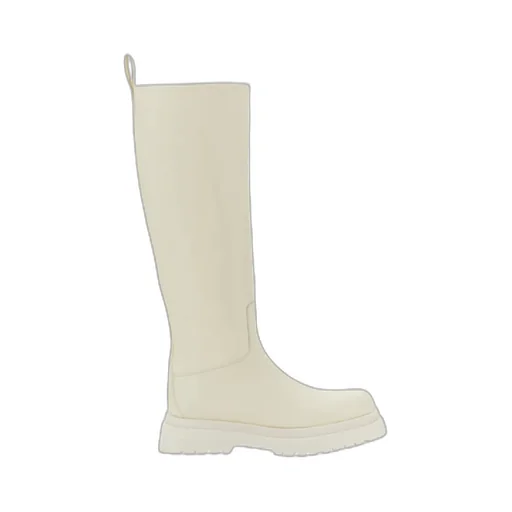 Chic Tall Boots