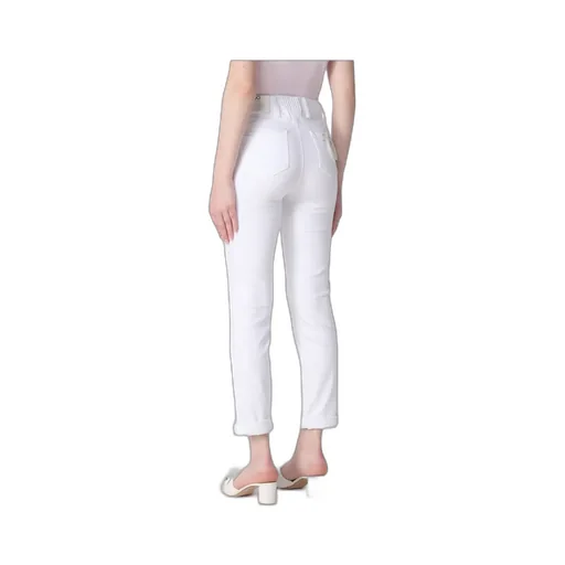 Mid-Rise Cropped Jeans