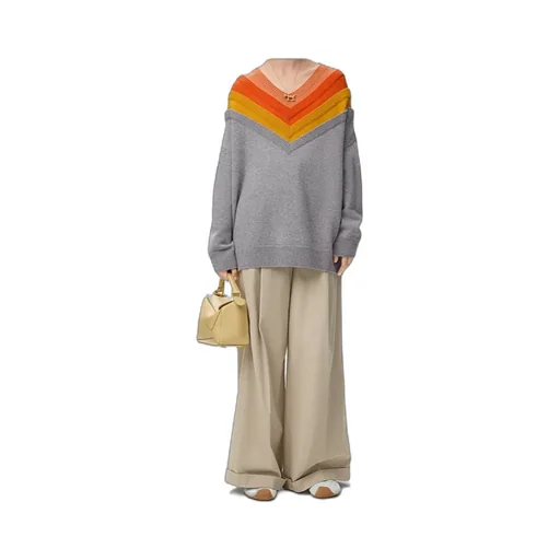 V-Neck Jumper