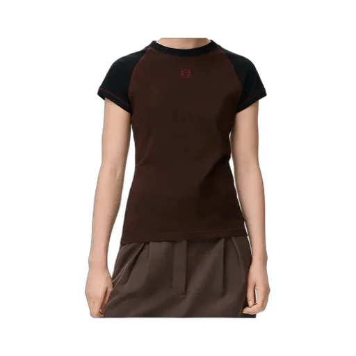Small Fit T-Shirt