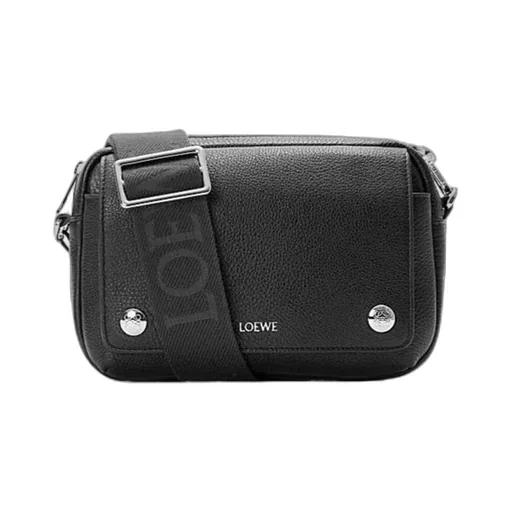 Small Pebble Messenger Bag In Supple Grained Calfskin