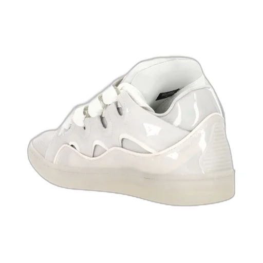 Curb Sneakers