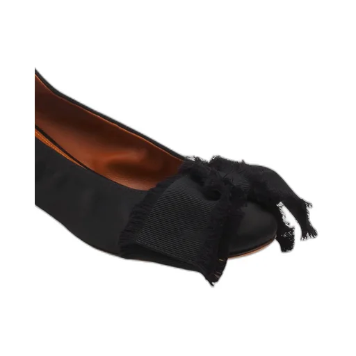 Bow Detailed Ballet Flats
