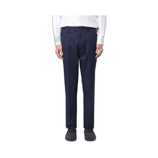 Long-Sleeved Suit