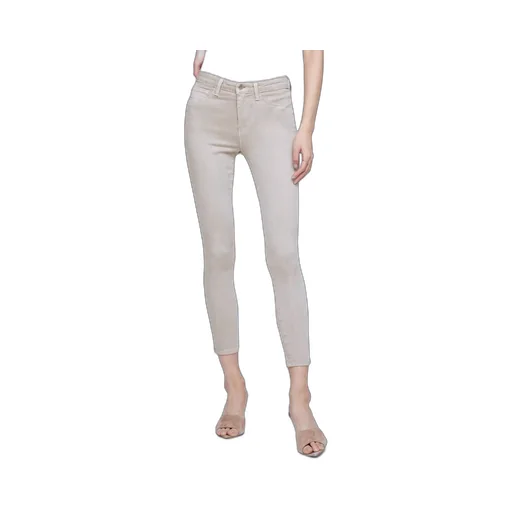 High-Waisted Jeans