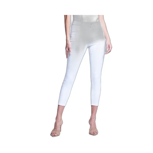 High-Waisted Jeans