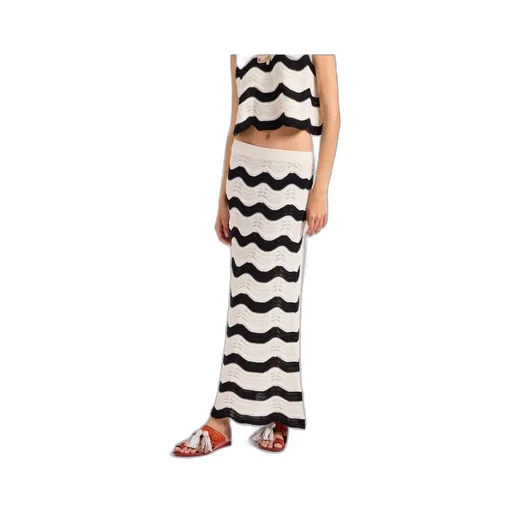 Chevron-Wave Maxi Skirt