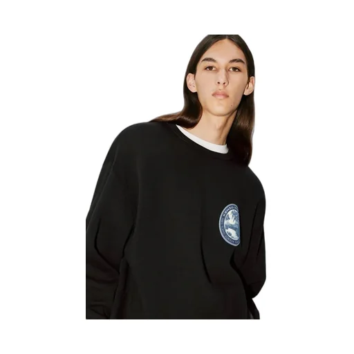 Long-Sleeved Crewneck Sweatshirt