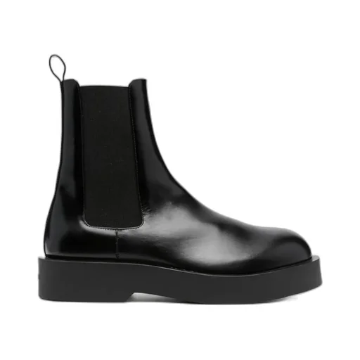 Round Toe Chelsea Boots