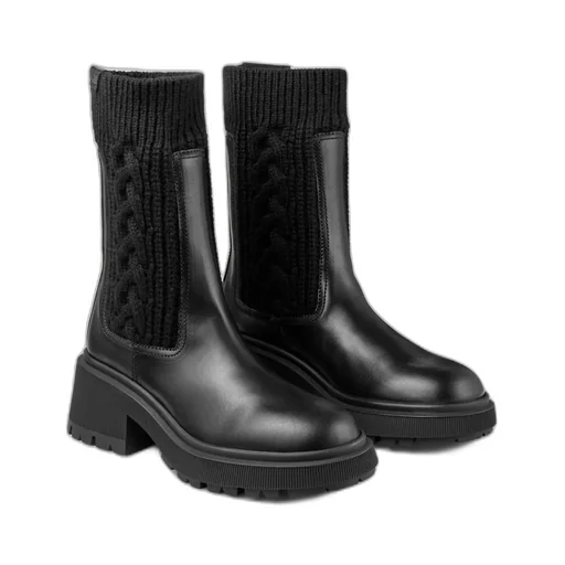 Round-Toed Ankle Boots