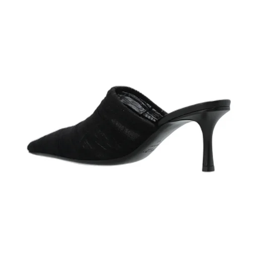 Lotta 65 Pumps