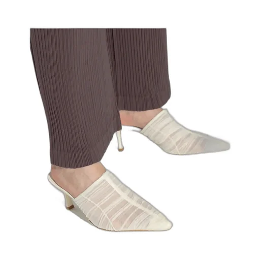 Lotta 65 Pumps