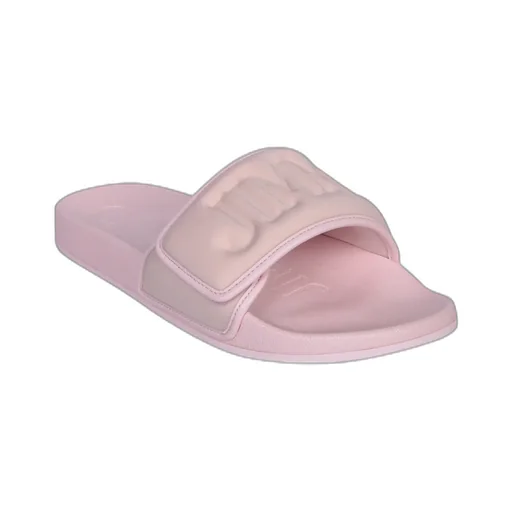 Round-Headed Slippers