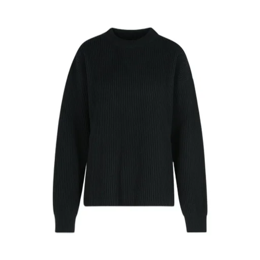 Midweight Crew-Neck Jumper