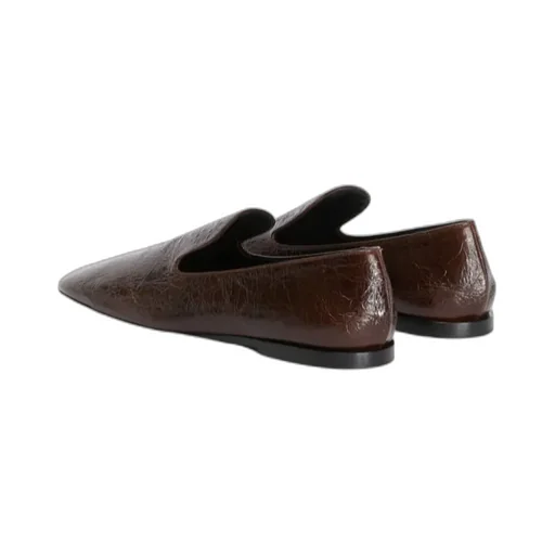 Wrinkled Flat Moccasins
